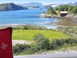 8 Person Holiday Home in Revsnes