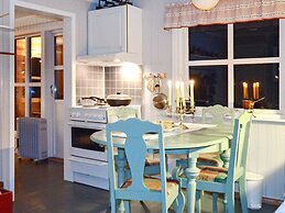 6 Person Holiday Home in Olderdalen