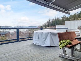 8 Person Holiday Home in Stromstad