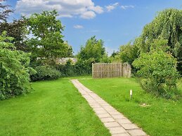 6 Person Holiday Home in Follenslev