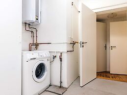 6 Person Holiday Home in Follenslev