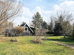 6 Person Holiday Home in Follenslev