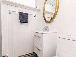 6 Person Holiday Home in Follenslev