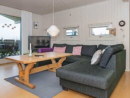 6 Person Holiday Home in Knebel