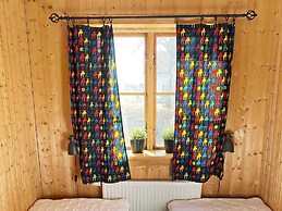 Lakeview Cottage Retreat-by Traum