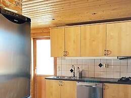 Lakeview Cottage Retreat-by Traum