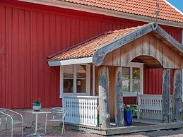 Lakeview Cottage Retreat-by Traum