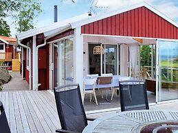 Seaside Charm in Hoviksnas-by Traum