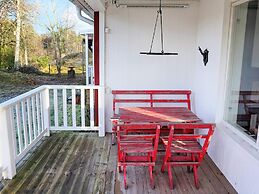 3 Person Holiday Home in Hok