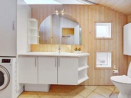 Bright Cottage Retreat in Silkeborg-by Traum