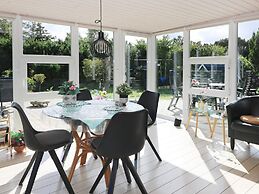 6 Person Holiday Home in Hadsund