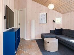 6 Person Holiday Home in Sjolund