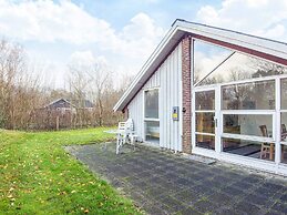 4 Person Holiday Home in Hemmet