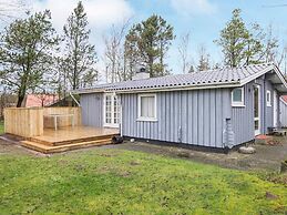 Cozy Log Cabin Retreat-by Traum