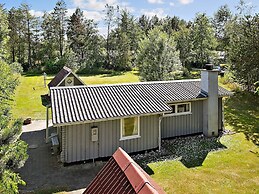 6 Person Holiday Home in Oksbol