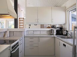12 Person Holiday Home in Vaeggerlose
