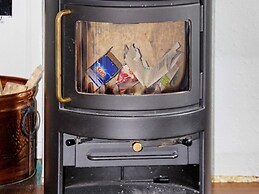 10 Person Holiday Home in Lyngseidet