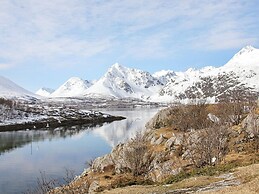 10 Person Holiday Home in Lyngseidet