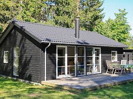 5 Person Holiday Home in Vaeggerlose