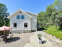 Charming Villa Retreat-by Traum