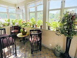 Charming Villa Retreat-by Traum