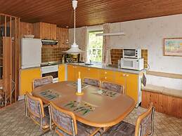 6 Person Holiday Home in Hadsund
