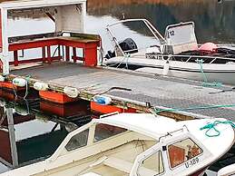 6 Person Holiday Home in Oksvoll
