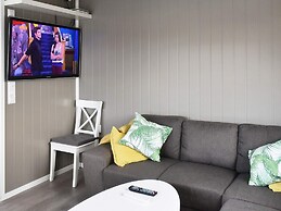 6 Person Holiday Home in Oksvoll