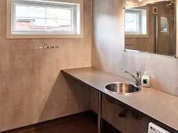 6 Person Holiday Home in Oksvoll