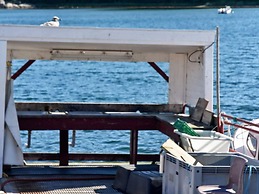 6 Person Holiday Home in Oksvoll