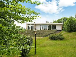 Tranquil Holiday Home in Ebeltoft near Sea