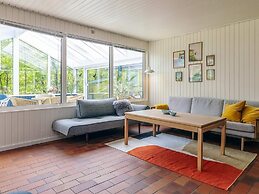 Tranquil Oasis With Sauna and Whirlpool-by Traum