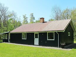 Tranquil Oasis With Sauna and Whirlpool-by Traum