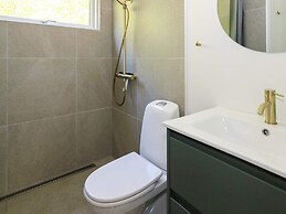 Tranquil Oasis With Sauna and Whirlpool-by Traum