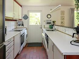 Tranquil Oasis With Sauna and Whirlpool-by Traum