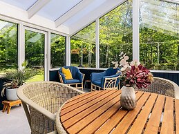 Tranquil Oasis With Sauna and Whirlpool-by Traum