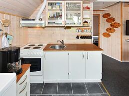 5 Person Holiday Home in Grindsted