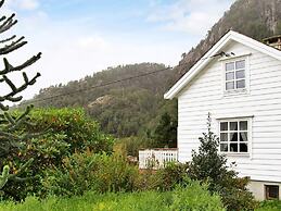 Holiday Home in Masfjordnes