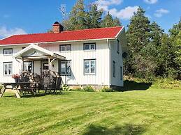 Holiday Home in Håcksvik