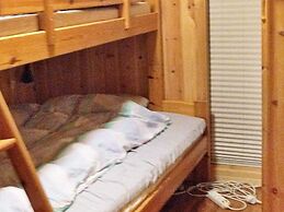 Holiday Home in Gullesfjord