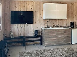 6 Person Holiday Home in Urangsvag