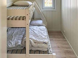 6 Person Holiday Home in Urangsvag