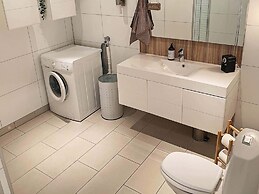 6 Person Holiday Home in Urangsvag