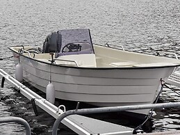 6 Person Holiday Home in Urangsvag