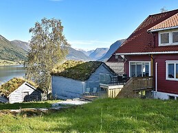 10 Person Holiday Home in Skei i Jolster