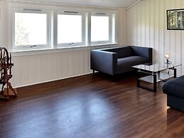 10 Person Holiday Home in Skei i Jolster