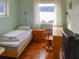 8 Person Holiday Home in Skiftun