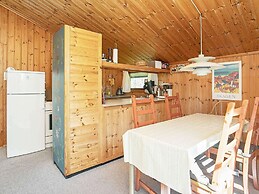 Vintage Holiday Home in Jutland near Child Friendly Beach