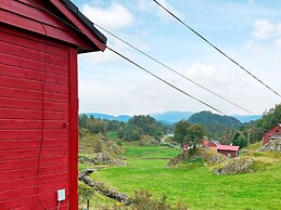 9 Person Holiday Home in Reksteren