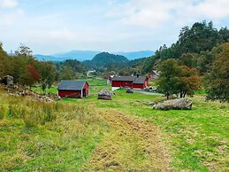 9 Person Holiday Home in Reksteren